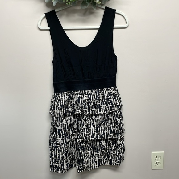 Bundle Box of Dresses Sweater Top Jacket Joggers Size SMALL - Picture 4 of 15